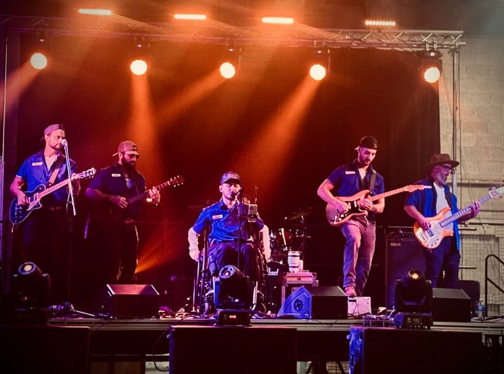 HIRTLE performing live on stage