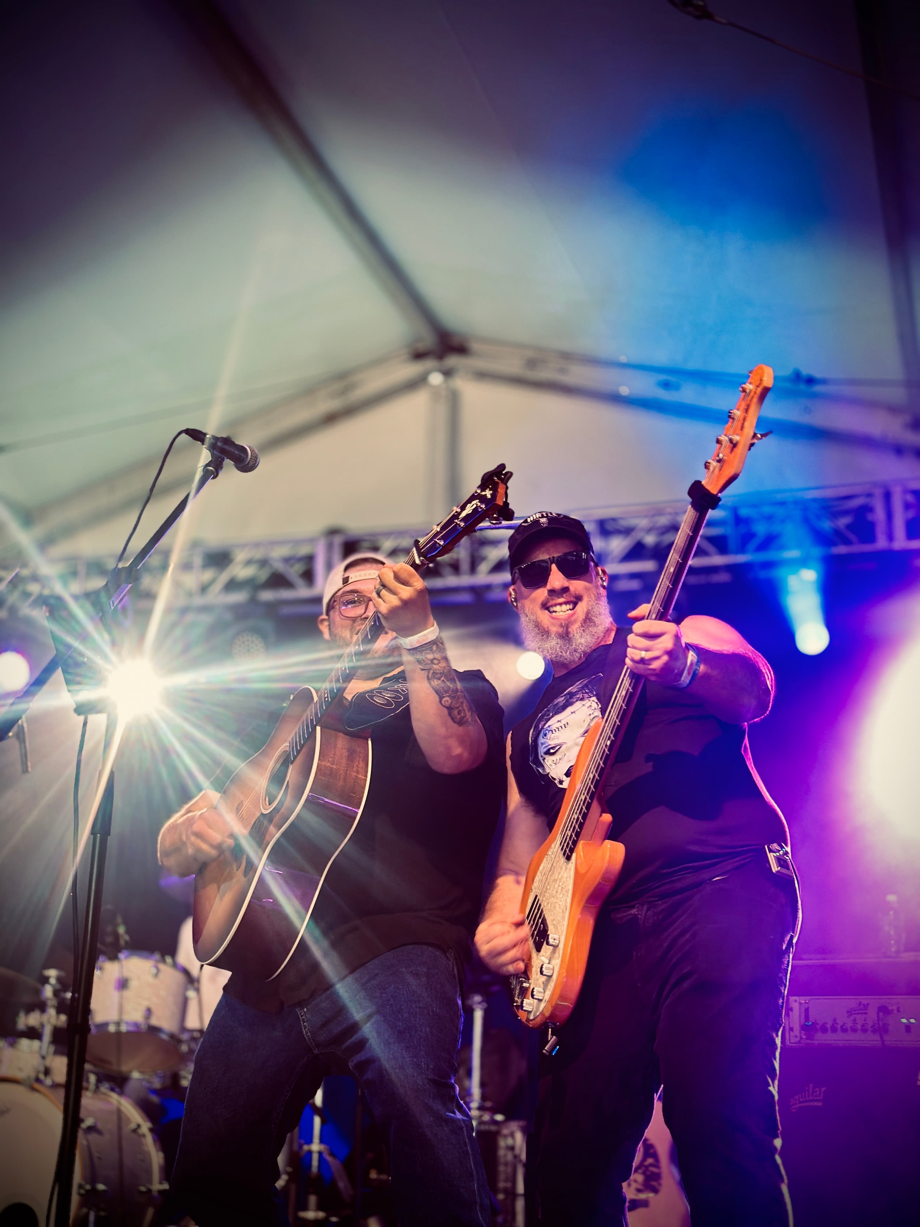HIRTLE acoustic guitarist and bassist performing live