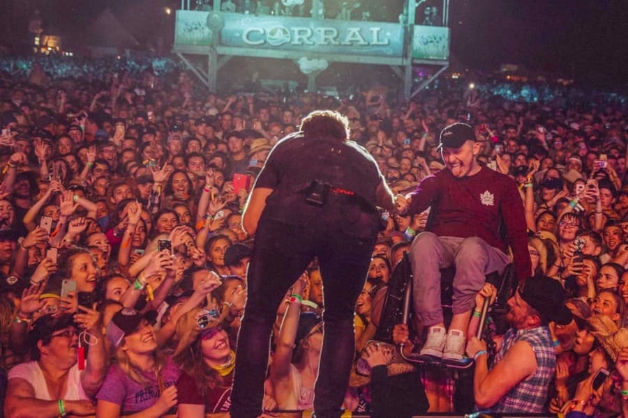 From paralyzing injury to rocking the stage: N.S. musician plays Cavendish music festival